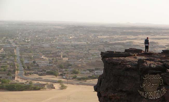 جبل بركال في منطقه كريمة