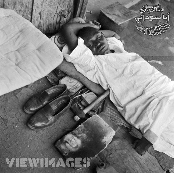 امدرمان - عامل في السوق سنه 1950