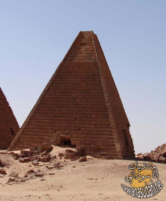 اثار سوداني 54