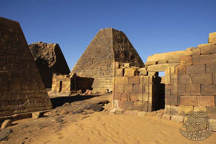 الاثار السودانيه